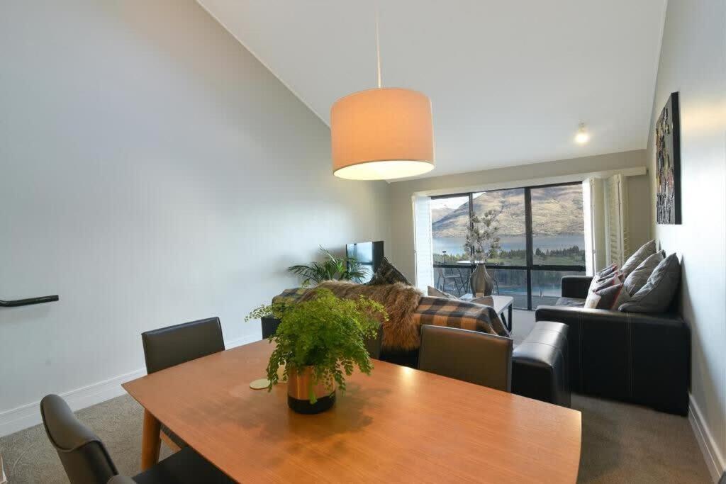 קווינסטאון Modern 3 Bedroom With Stunning Postcard Views! מראה חיצוני תמונה